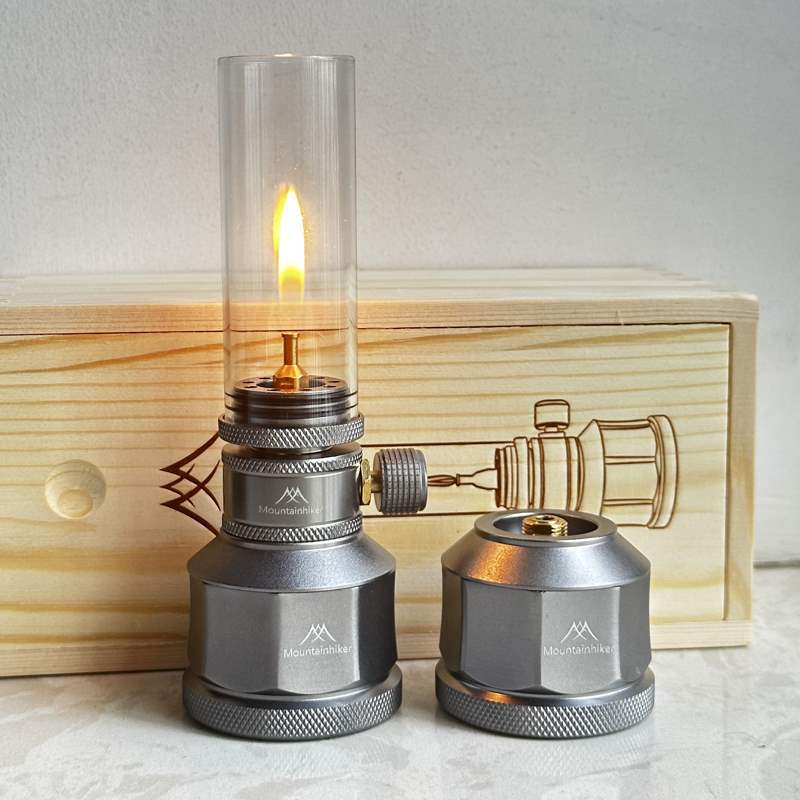 キャンプ用ガスランプ ポータブル 小型 吊り下げ式 ガラスガ - Campfire Cooking のレビューと価格